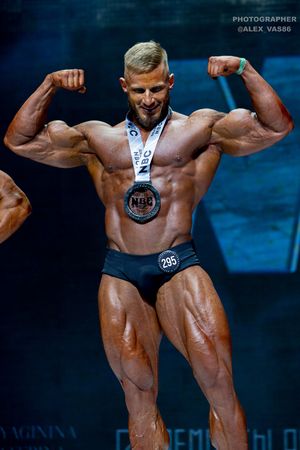 CLASSIC PHYSIQUE 178